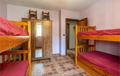 Cama o camas de una habitación en Awesome Home In Montefrío