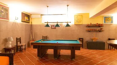 Mesa de billar en Casa San Ignacio Cantillana by Ruralidays