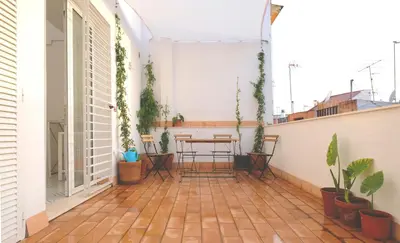 Un balcón o terraza de Casa entera e independiente con parking en pleno centro de Sevilla