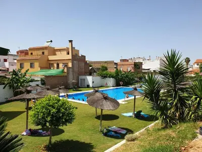 Piscina en o cerca de Algaba Pisc planta Baja D