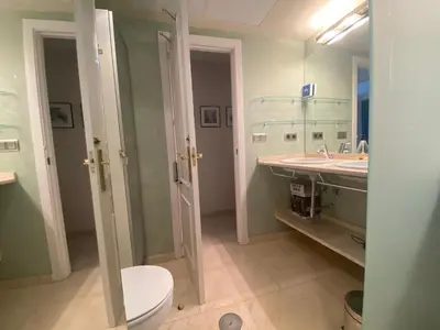 Un baño de APARTAMENTO EN CASA PALACIO CON PISCINA 15 MAYO a 15 OCTUBRE