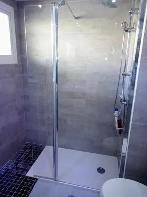 Un baño de Cozy apartment & free parking