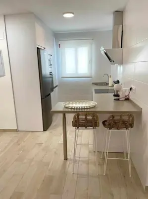 Una cocina o zona de cocina en Piso Azonaicas Centro Tendillas
