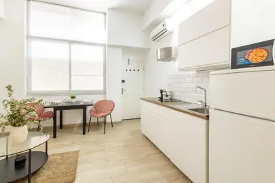 Una cocina o zona de cocina en ISG Apartments Encantador estudio en Alameda de Hércules