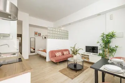 Una cocina o zona de cocina en ISG Apartments Encantador estudio en Alameda de Hércules