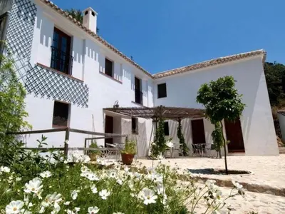 Edificio en el que se encuentra la casa o chalet
