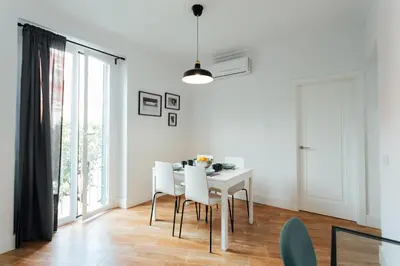 Plano de Peral Suite Sevilla