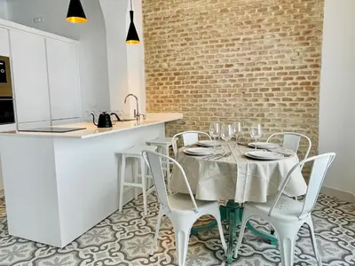 Plano de Modern apartment in the city centre, La Alameda