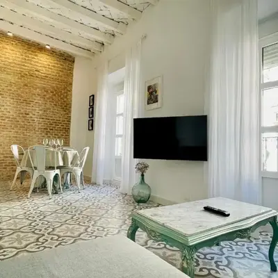 Modern apartment in the city centre