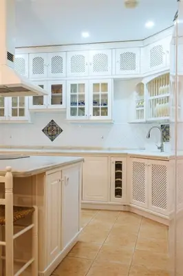 Una cocina o zona de cocina en CASA PALACIO SXVIII CON PISCINA en centro histórico de SEVILLA