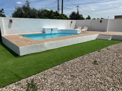 Piscina en o cerca de Ballesterin