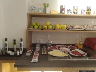 Comida en o cerca de este apartamento