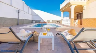 Piscina en o cerca de Villa Antonia