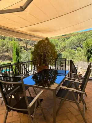 Un balcón o terraza de Villa ALJARAL, Espectacular,piscina,chimenea, climatización, wifi