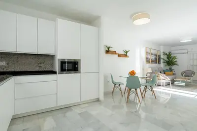 Una cocina o zona de cocina en BeHouse Alfalfa