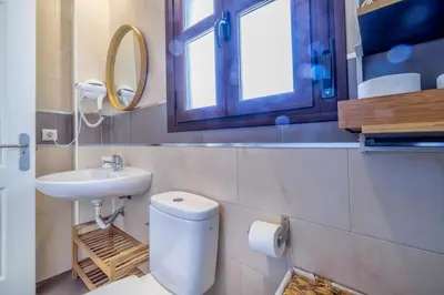 Un baño de El descanso del almorávide