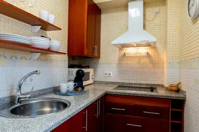 Una cocina o zona de cocina en Bonito Callejón en la Judería by TheGoodTourist