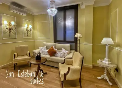 Zona de estar de SUITES SAN ESTEBAN 16 Ducal