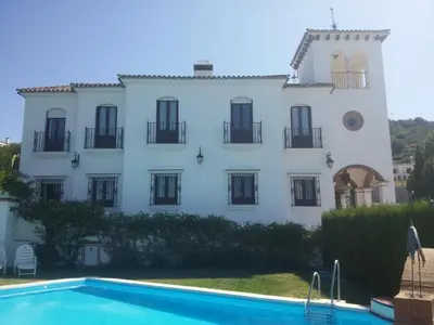 Piscina en o cerca de Rural Vega de Cazalla