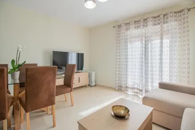 Una televisión o centro de entretenimiento en Apartamento centrico Cardenas
