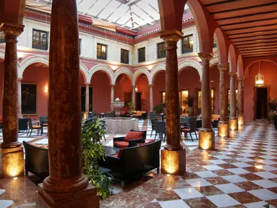 Un restaurante o sitio para comer en Hotel Santo Domingo Lucena