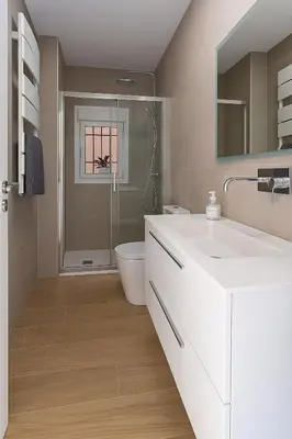 Un baño de Céntrico Apartamento en Jaén 107 m2 2 baños 4 pax