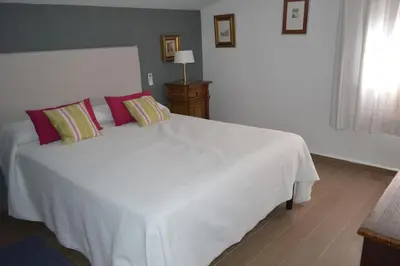 Cama o camas de una habitación en Fantastic Private Villa with pool near Ardales and Caminito del Rey