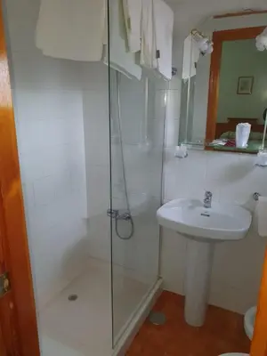 Un baño de Pensión los Ángeles
