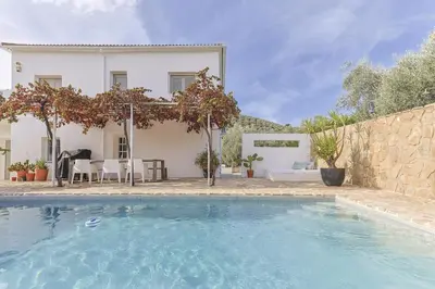 Piscina en o cerca de Casa Olivo