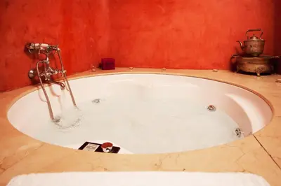 Un baño de Alcoba del Rey de Sevilla