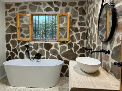 Un baño de Villa La Solana Rocabella