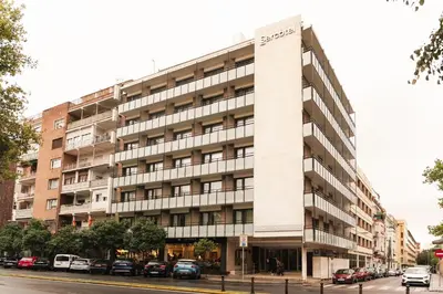 Edificio en el que se encuentra el hotel