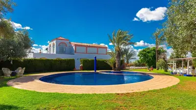 Piscina en o cerca de Finca la Cañera Alcalá de Guadaira by Ruralidays