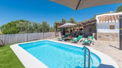 Piscina en o cerca de Casa Pulirio Antequera - La Higuera by Ruralidays