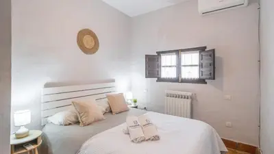 Cama o camas de una habitación en La Viña del Pájaro Casabermeja by Ruralidays