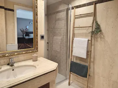 Un baño de Victoria Cordoba Center