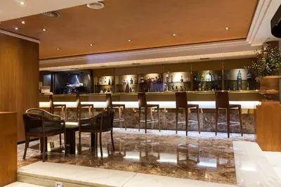 Un restaurante o sitio para comer en Hotel Don Paco