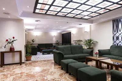 Una televisión o centro de entretenimiento en Hotel Don Paco