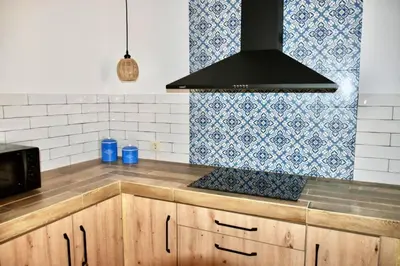 Una cocina o zona de cocina en Charming villa in Santa Elena with private poolEL