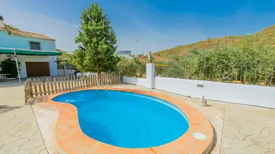 Piscina en o cerca de La Carrasca I Priego de Córdoba by Ruralidays