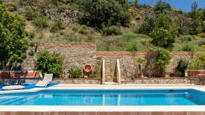 Piscina en o cerca de Casa Saladillo Valle de Abdalajís by Ruralidays