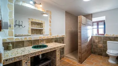 Un baño de Cortijo del Coco 1 Fuente de Piedra by Ruralidays