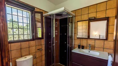 Un baño de Fuente de la Gitana Rute by Ruralidays