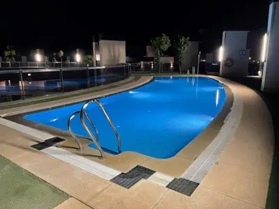 Piscina en o cerca de TECNOCORDOBA aparcamiento privado gratuito y piscina