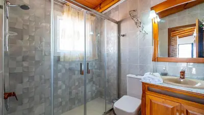 Un baño de Villa La Higuera Antequera - La Higuera by Ruralidays