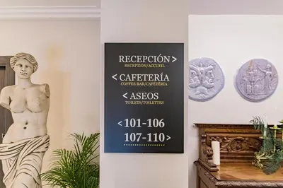 El vestíbulo o zona de recepción de VESCI FAVENTIA
