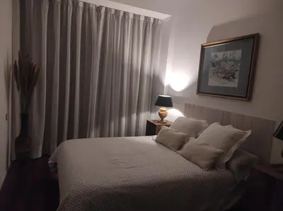 Cama o camas de una habitación en Habitación y baño en planta independiente en centro de sevilla