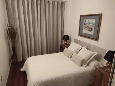 Cama o camas de una habitación en Habitación y baño en planta independiente en centro de sevilla
