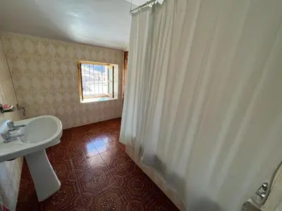 Plano de Casa Béjar, Tranquila casa con chimenea, patios, junto a la piscina