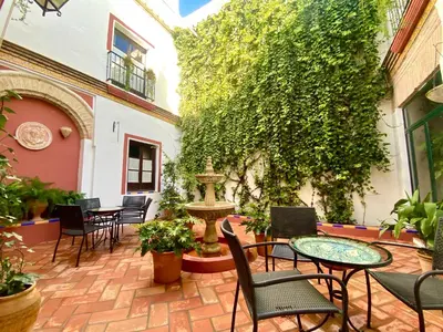 Jardín al aire libre en El Rincón de las Descalzas